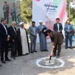 در راستای نهضت مردمی سازی مدارس،با مشارکت اولیاء،معلمین و دانش آموزان صورت گرفت/کلنگ‌ احداث نخستین مدرسه «اولیا» در استان کرمان با مشارکت مردم زده شد.
